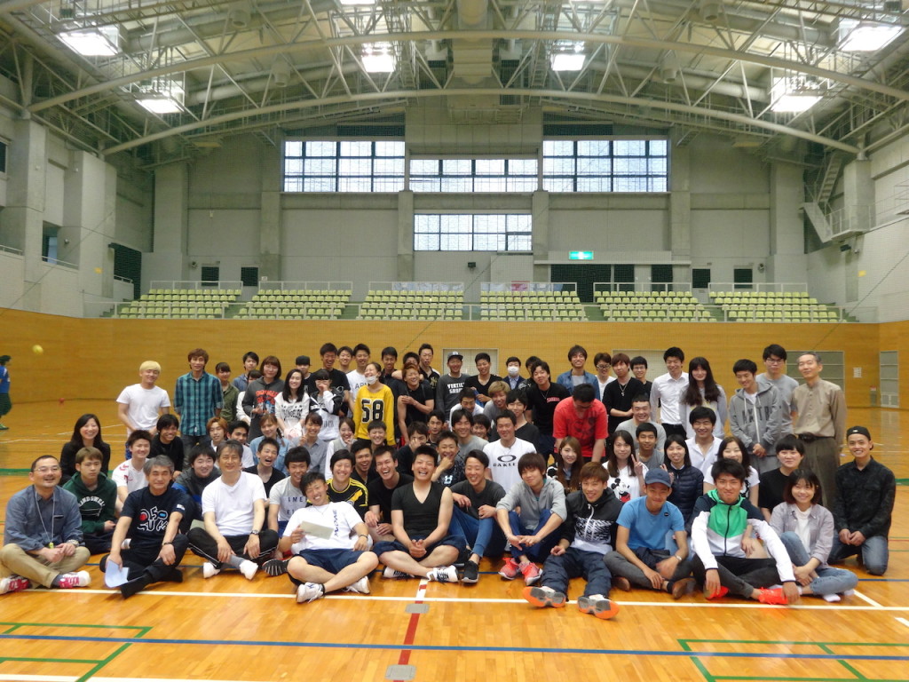 第1回商学科ゼミ対抗ソフトバレーボール大会を開催しました | 経営学部 商学科 | 大阪産業大学