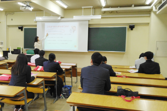 奈良県立二階堂高校の生徒さんを迎えて学内見学