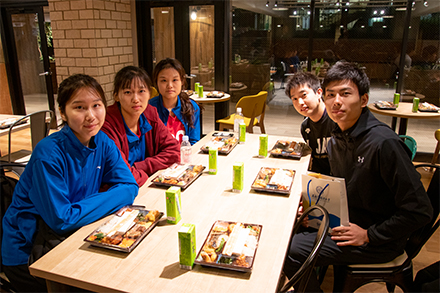 上海外国語大学女子バレーボール部スポーツ交流